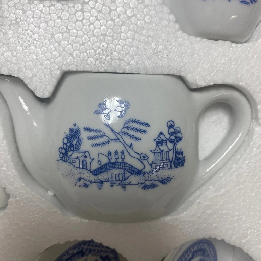 Vintage Mini Blue Willow Play Tea Set Porcelain Dollhouse Playhouse New In‎ Box